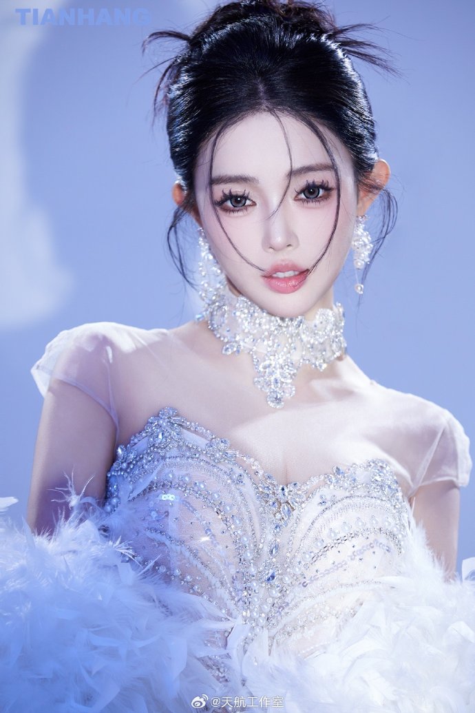 雅盖隆B队VS帕利坎直播录像回放_波兰丁联赛直播_足球直播08月19日 2230分在线观看